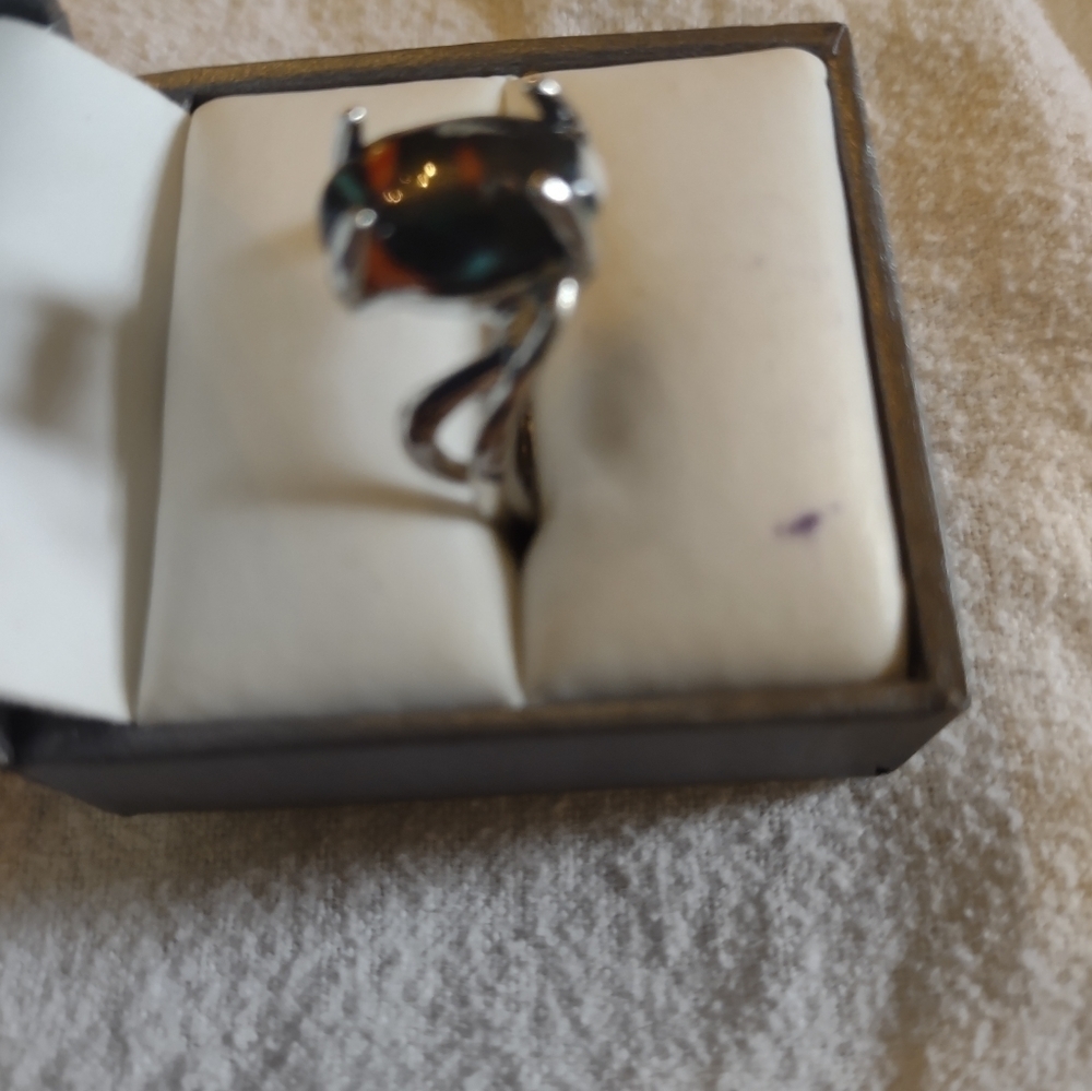 New women's dark size 7 3/4 ring - Picture 4 of 4